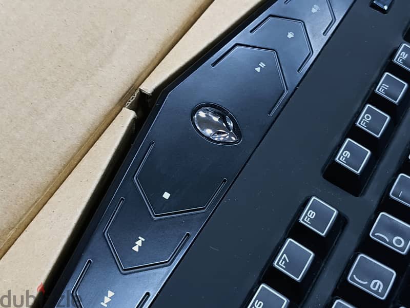 Alienware TactX Gaming Keyboard & Mouse 23 BD Only 3