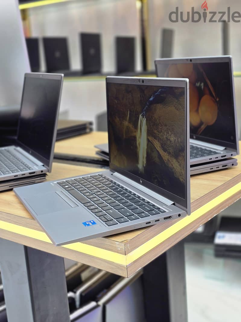 HP ZBook Firefly 14 G8  Core i5-11th Gen 1