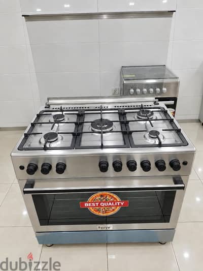 Ferre 5 Burner Cooker 60x90 (Slightly Used) Excellent Condition