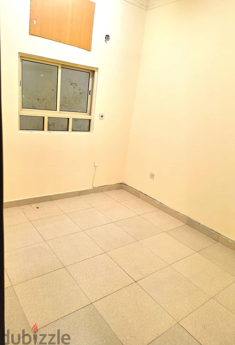 West Riffa 2 BHK near Macromart 200 with EWA 150 without EWA 1
