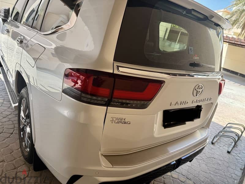 Toyota Land Cruiser 2024 model . 3