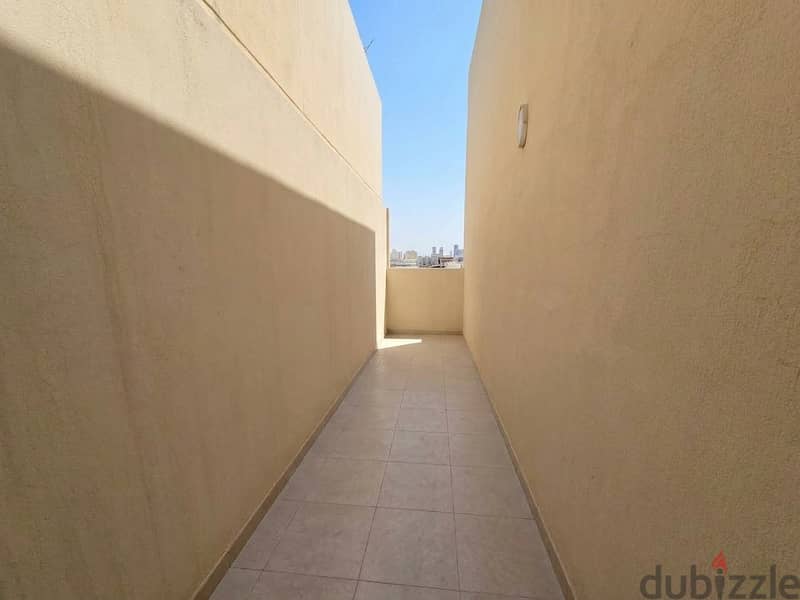 Office for rent on main road in Salmabad 1