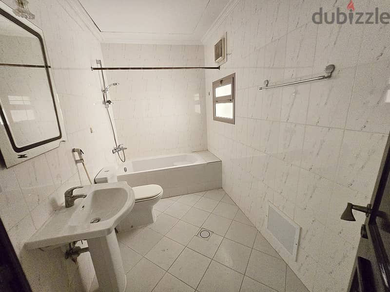 SPACIOUS VILLA FOR RENT- 4 Master Bedrooms - Covered Parking 8