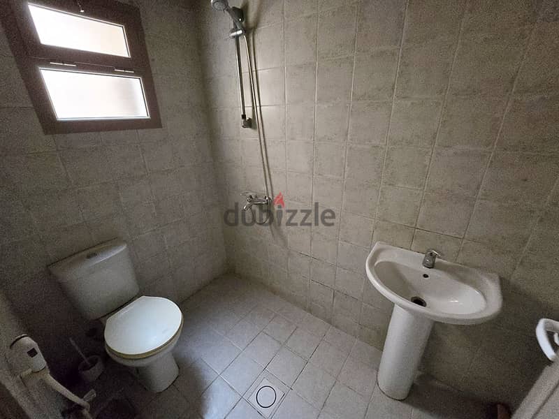 SPACIOUS VILLA FOR RENT- 4 Master Bedrooms - Covered Parking 15