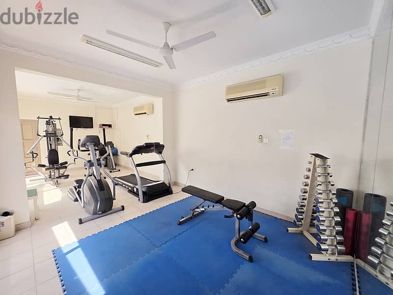 SPACIOUS VILLA FOR RENT- 4 Master Bedrooms - Covered Parking 19