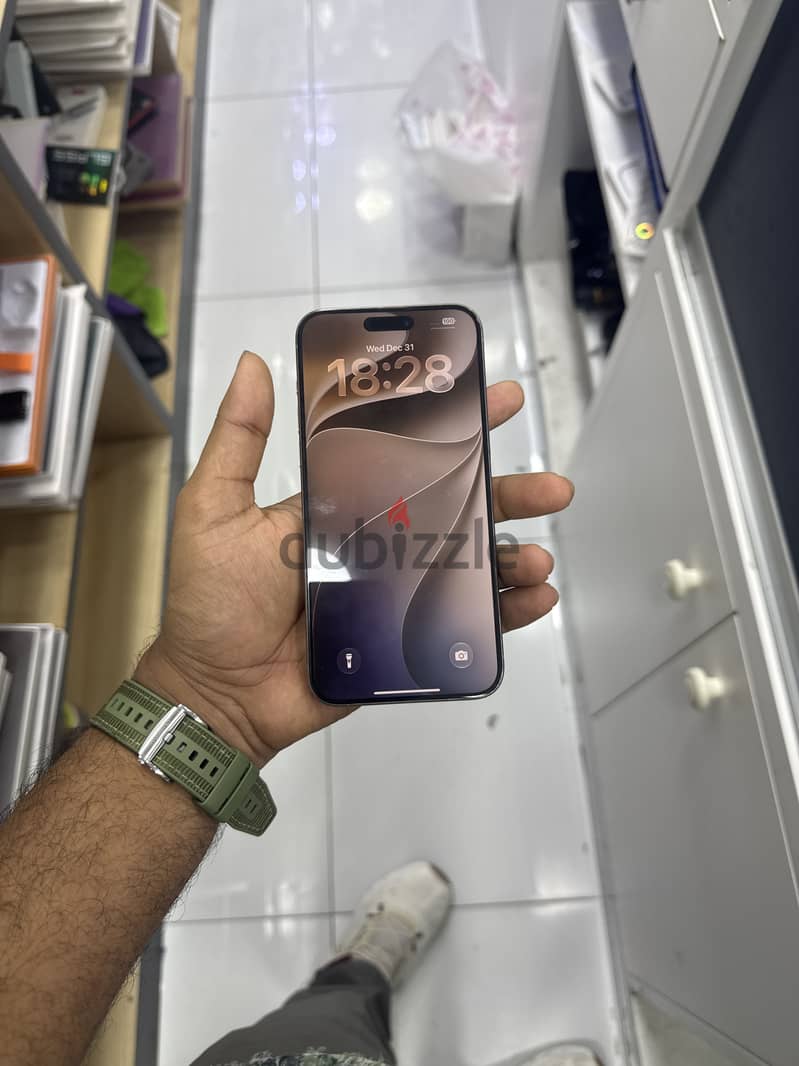 iPhone 15promax 256gb natural 1