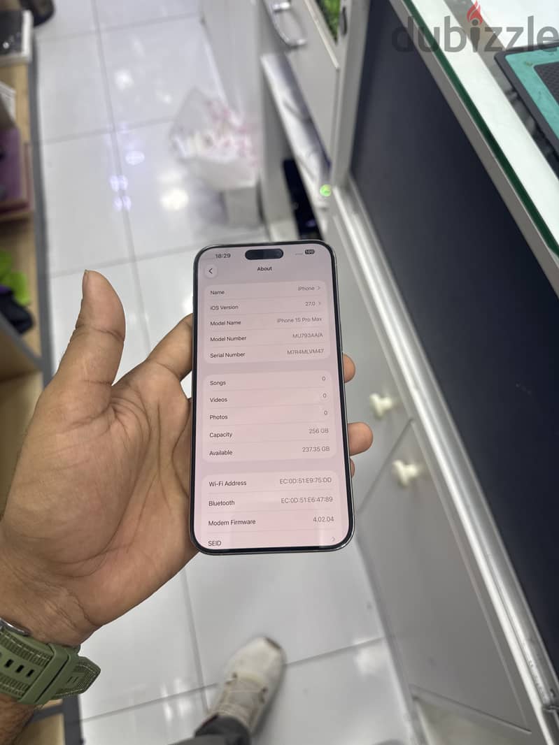 iPhone 15promax 256gb natural 7