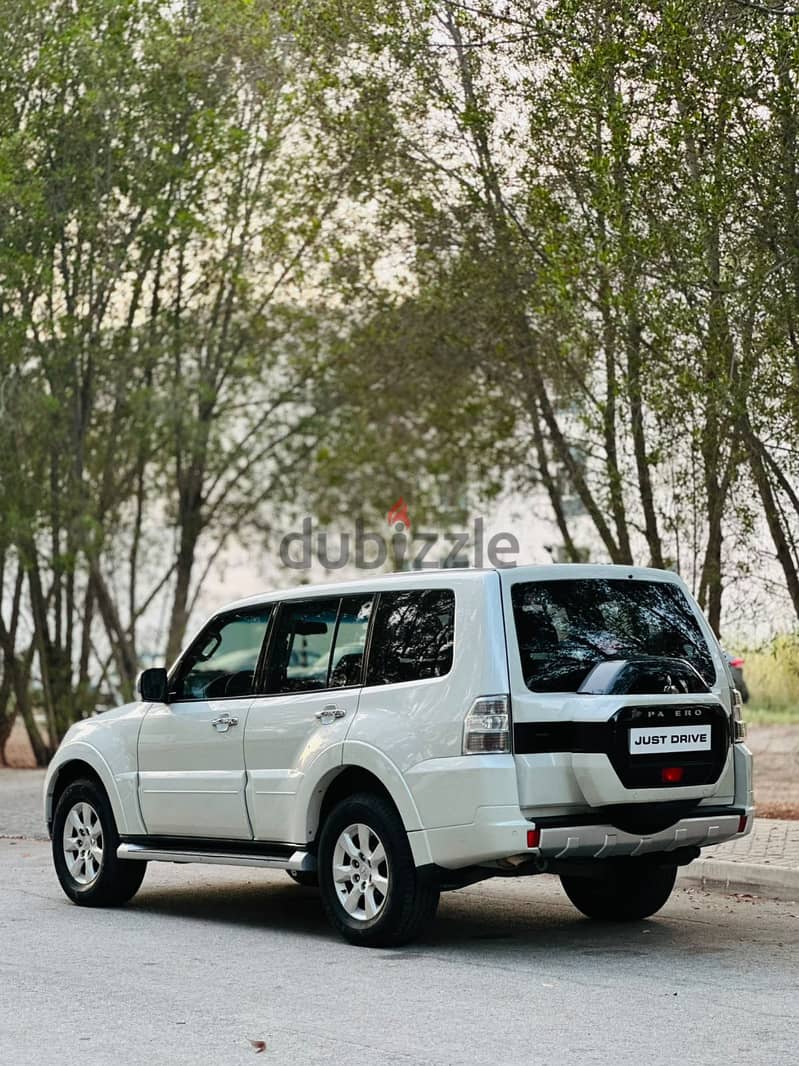 MITSUBISHI PAJERO 2018 MODEL SINGLE OWNER USED WELLMAINTAINED 7 SEATER 1