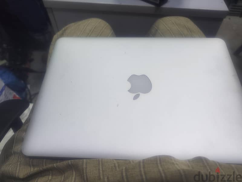 MCKBOOK pro M2 2015 Ram 8 SSD M2 128 GB gpu 2Gb 4