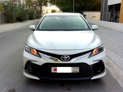 TOYOTA CAMRY GLE#2024 MODEL# UNDER WARRANTY# SINGLE USER# LOW MILEAGE