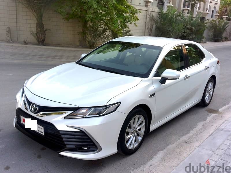 TOYOTA CAMRY GLE#2024 MODEL# UNDER WARRANTY# SINGLE USER# LOW MILEAGE 2