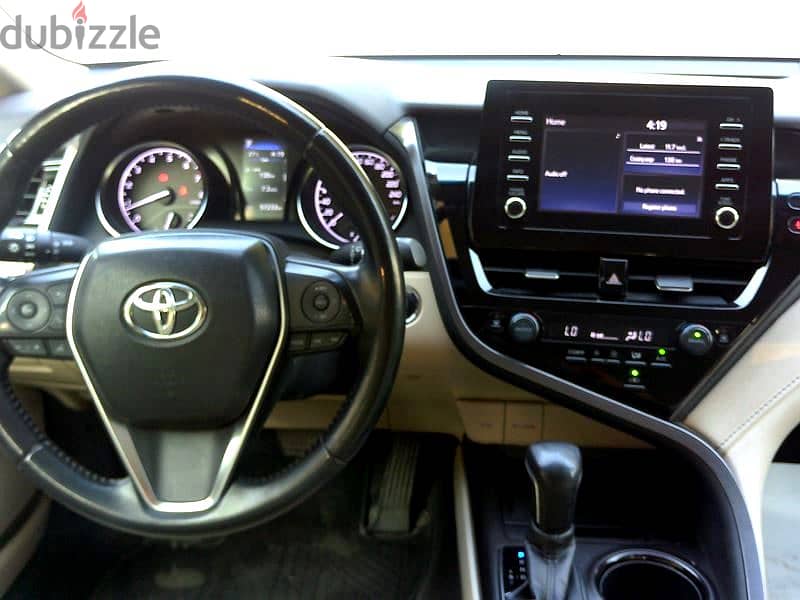 TOYOTA CAMRY GLE#2024 MODEL# UNDER WARRANTY# SINGLE USER# LOW MILEAGE 11