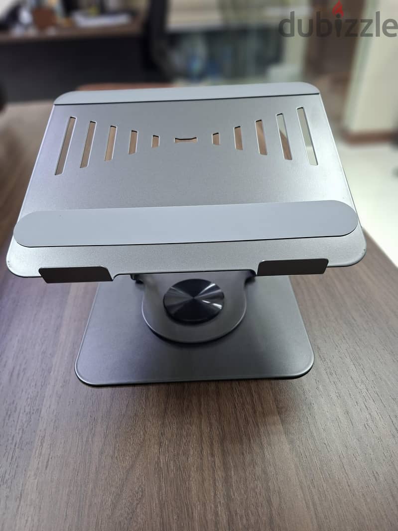 Brand new Heatz 360 Degree adjustable laptop stand 2