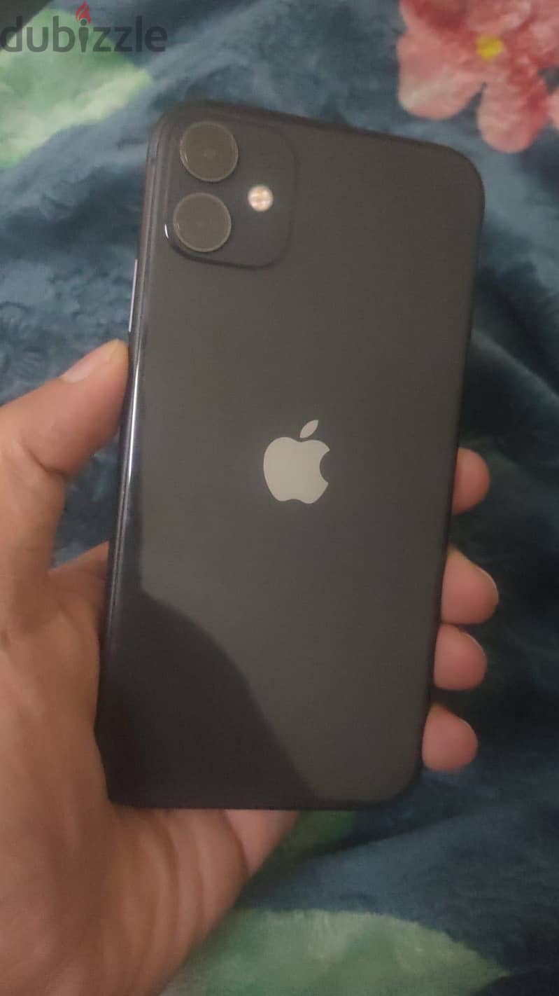 I want to sale iPhone 11 256 gb in good condition 3