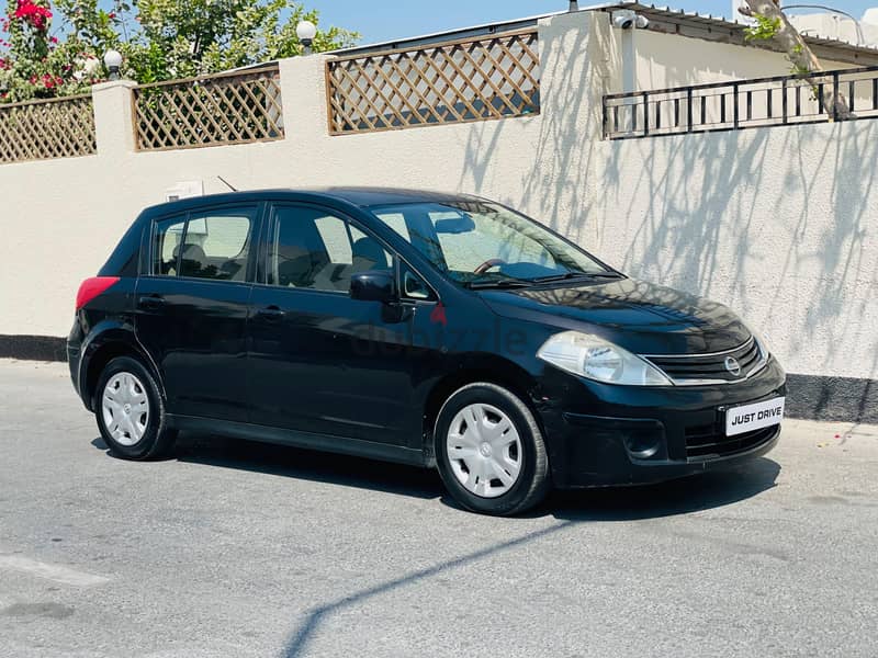 Nissan Tiida 2011 2