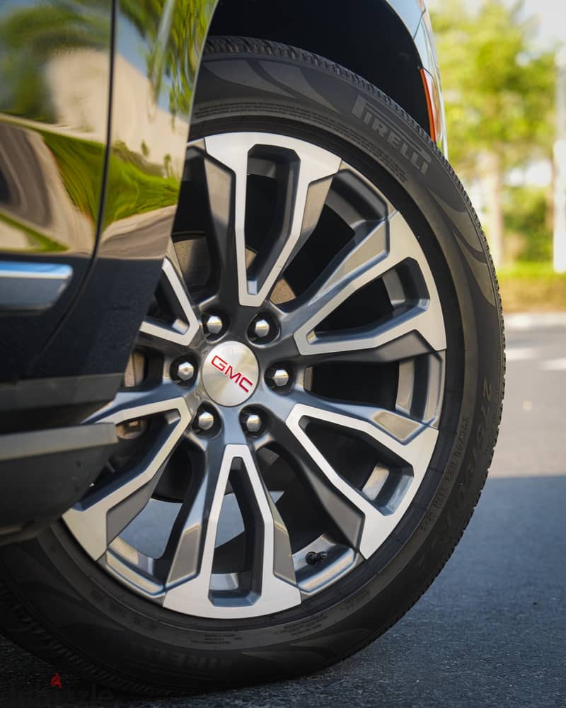 GMC Yukon 2022 denali 8