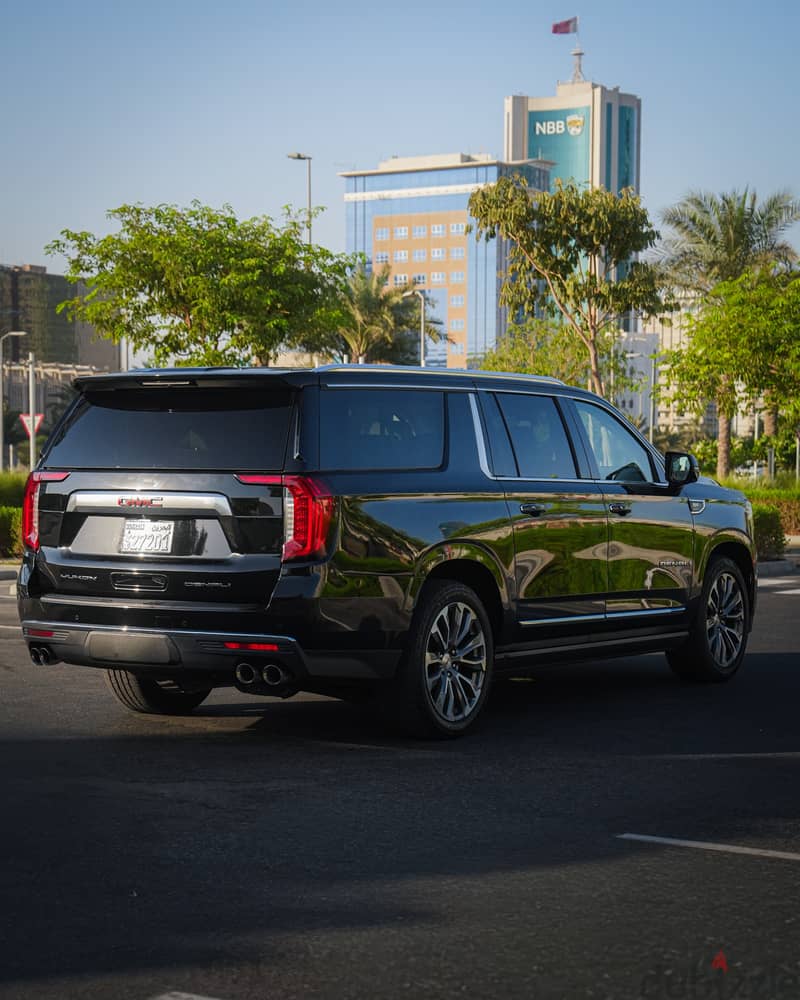 GMC Yukon 2022 denali 1