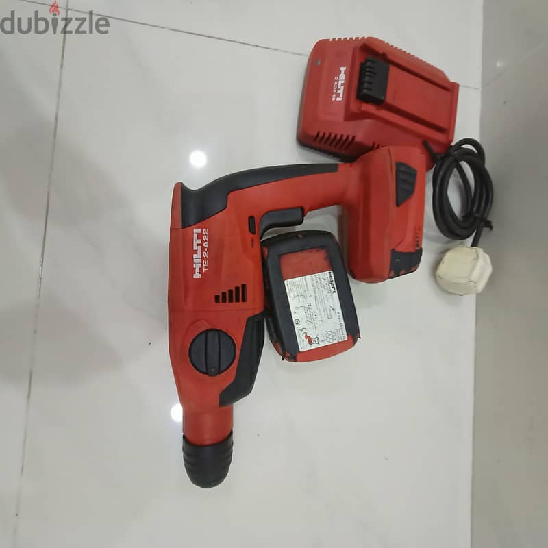 Hilti Rotary Hammer Drill Model TE2 A22 مثقاب مطرقة هلتي 6