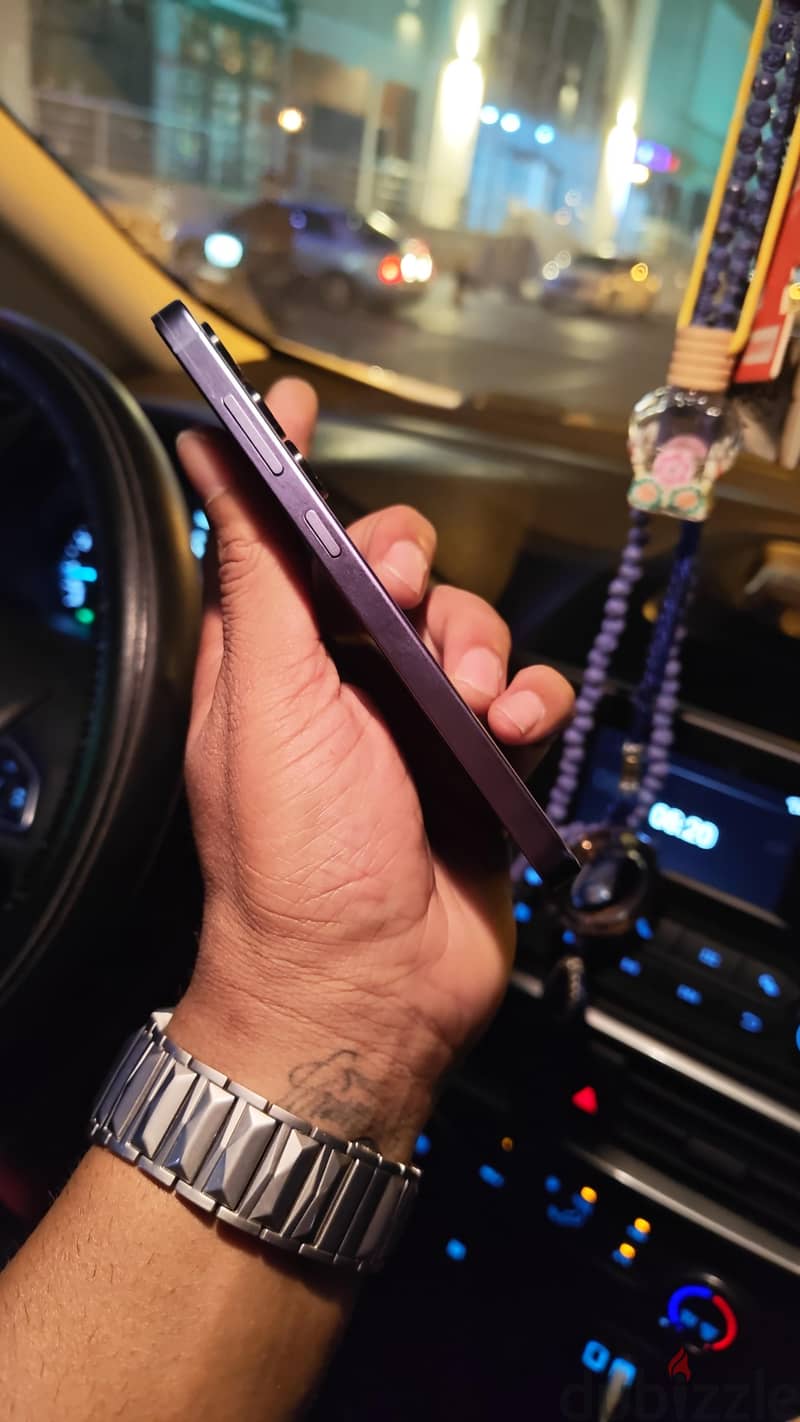 Samsung S24 Violet 3