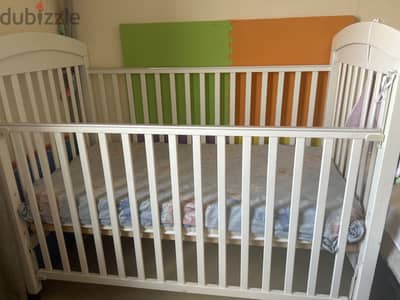 Juniors Crib