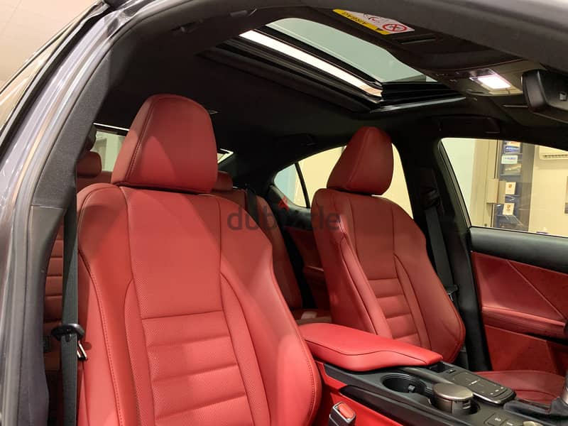 Lexus IS 350 2023 10