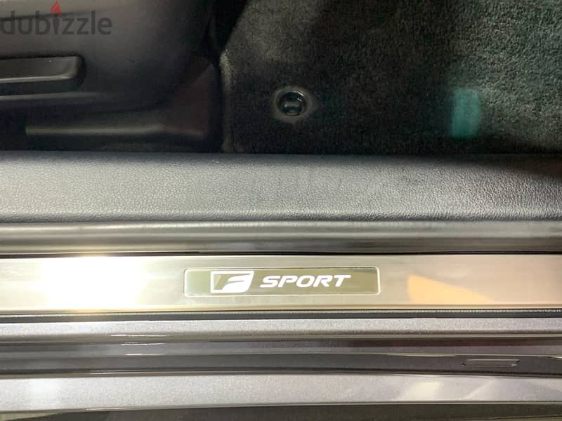 Lexus IS 350 2023 15