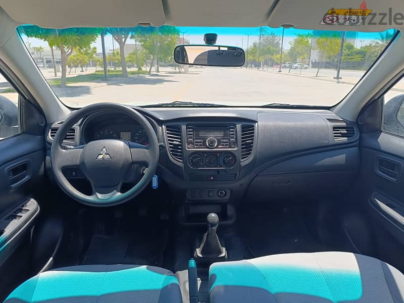 Mitsubishi L200 Double Cabine pickup 5