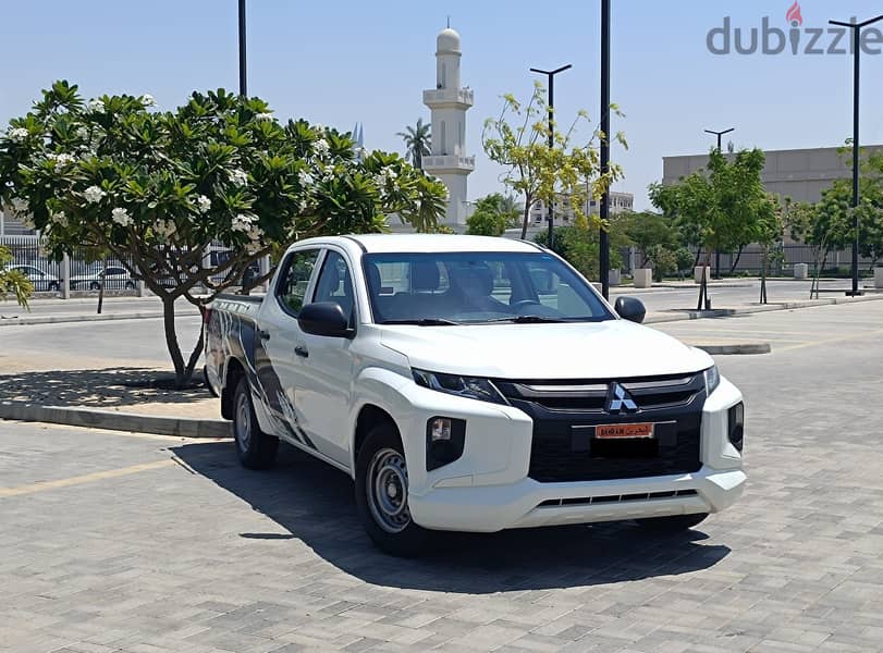 Mitsubishi L200 Double Cabine pickup 6