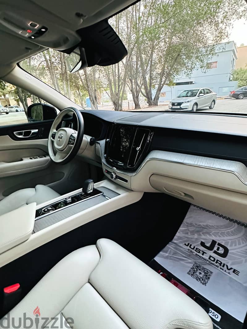 Volvo XC60 2023 8