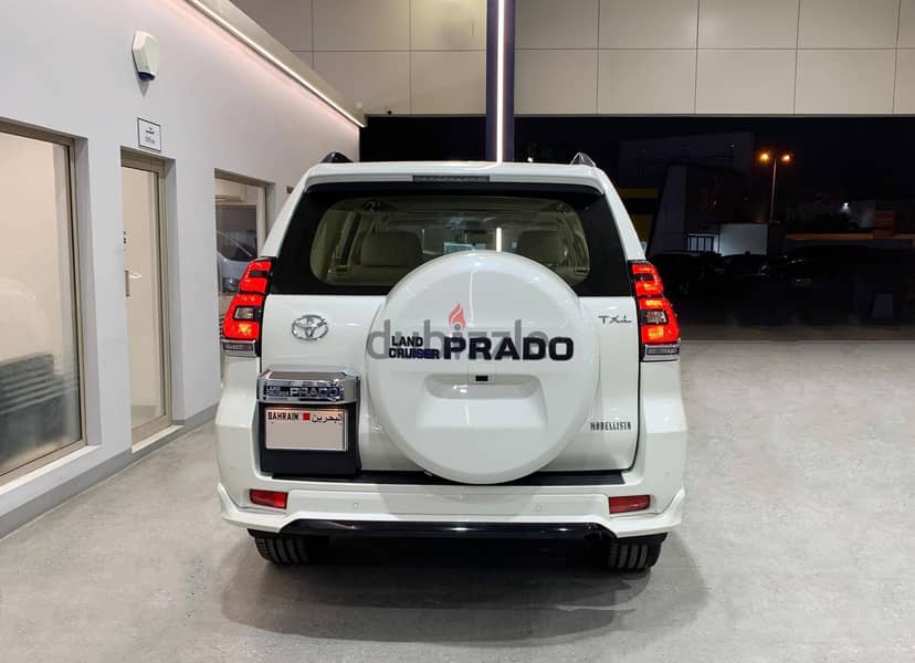 Toyota Prado 2023 9
