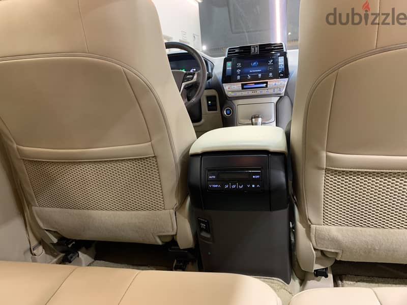 Toyota Prado 2023 17