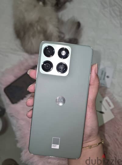 FOR SALE: Motorola Edge 70