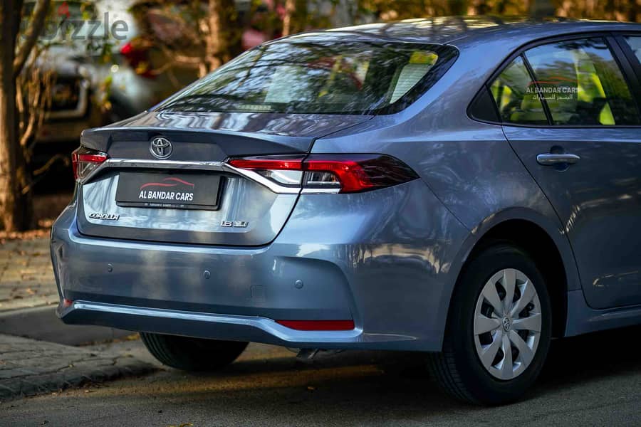 Toyota Corolla XLI 2024 Grey | Low Mileage | Bahrain Spec 10