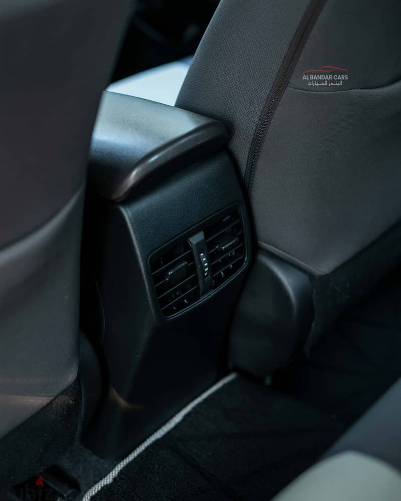 Toyota Corolla XLI 2024 Grey | Low Mileage | Bahrain Spec 13