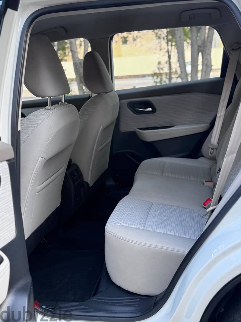 Nissan X-Trail 2023 Mid Option -Agency Service / Zero Accident 3