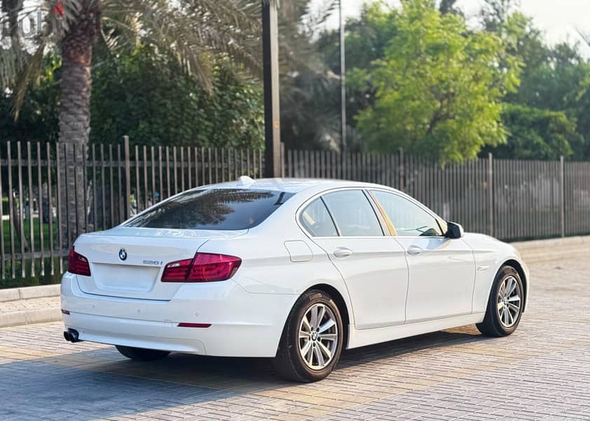 BMW 520 2013 Excellent condition - Bahrain Agency 8