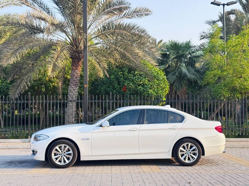 BMW 520 2013 Excellent condition - Bahrain Agency 9