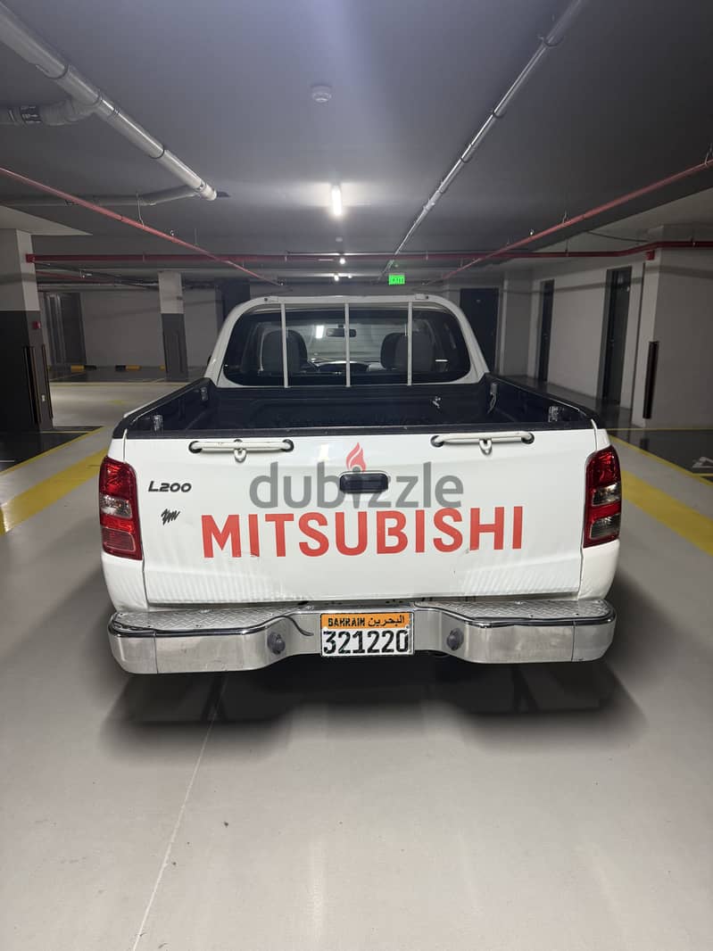 Mitsubishi L200 double cabin 2018 4