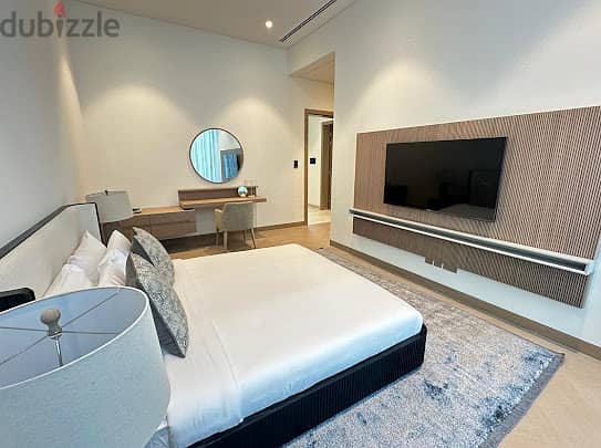 For sale 4 bedroom villa in Reef Island 17