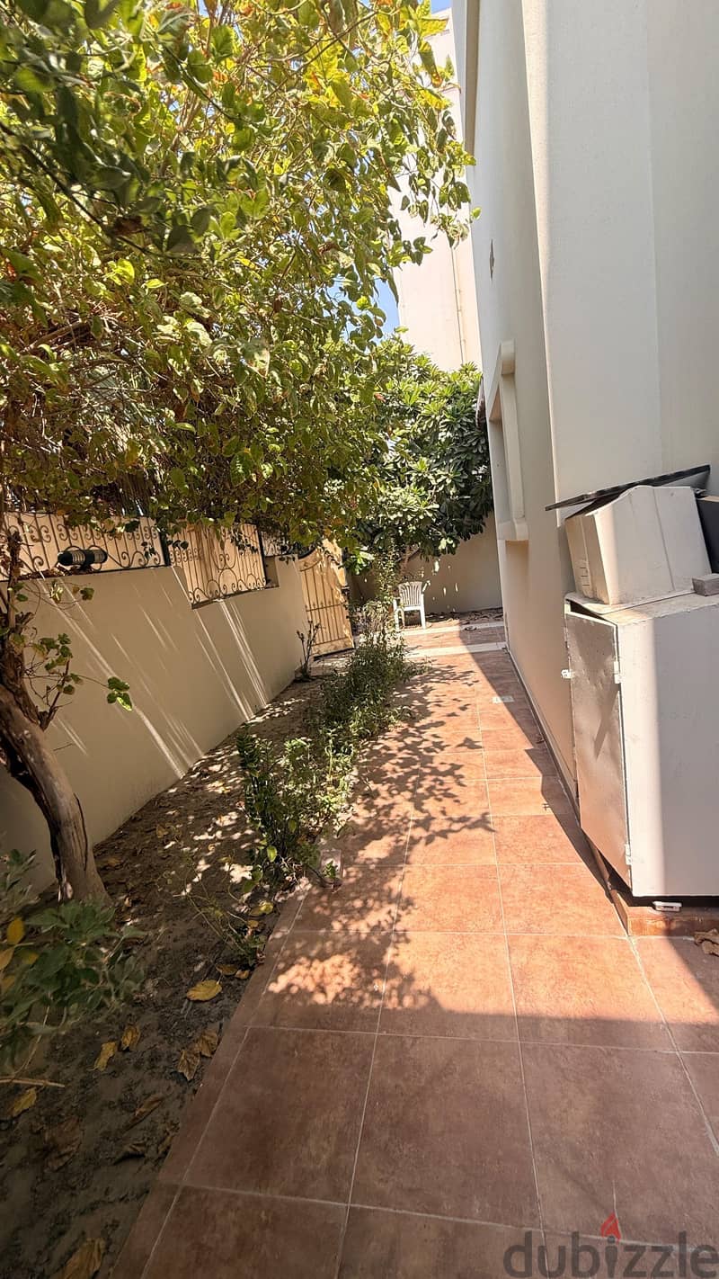للايجار فيلا راقية في سار تلفون 36364714 Villa rent in saar call 4