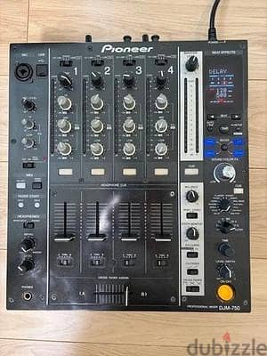 Pro DJ Setup controller  ​Sellng a reliable, club-standard DJ rig 1