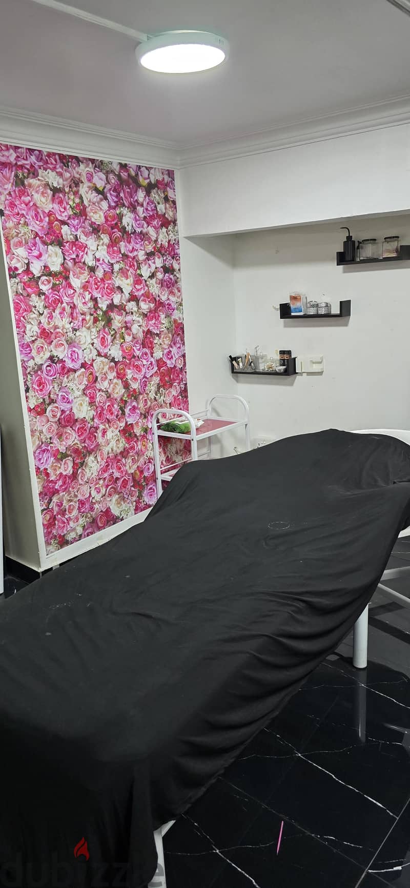ladies Salon for sale 4