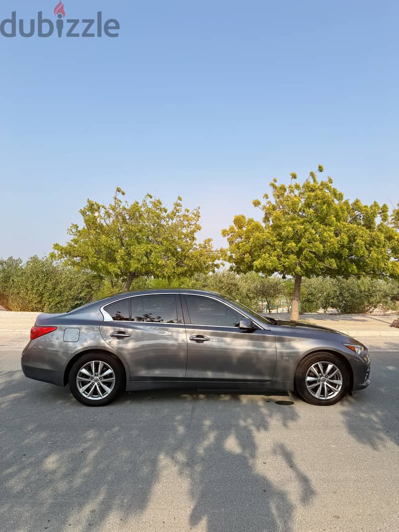 Infiniti Q50 2017 2.0 5