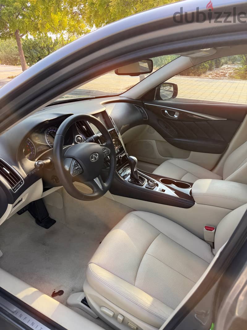 Infiniti Q50 2017 2.0 7