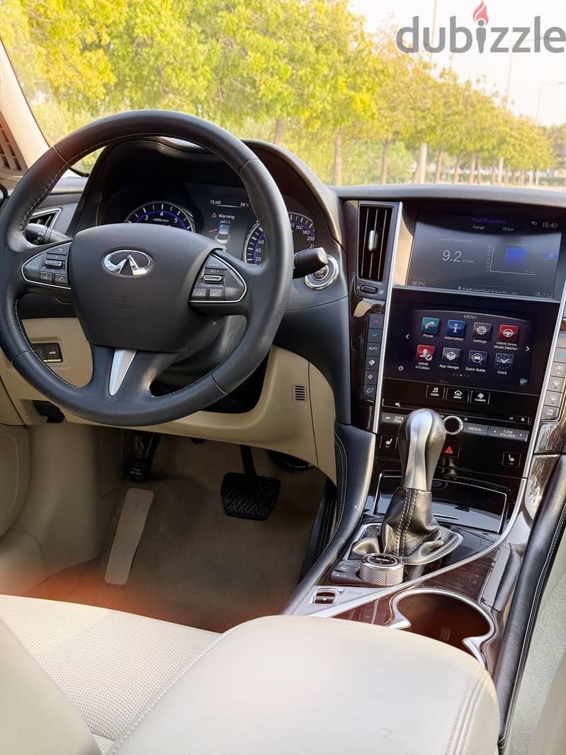 Infiniti Q50 2017 2.0 9