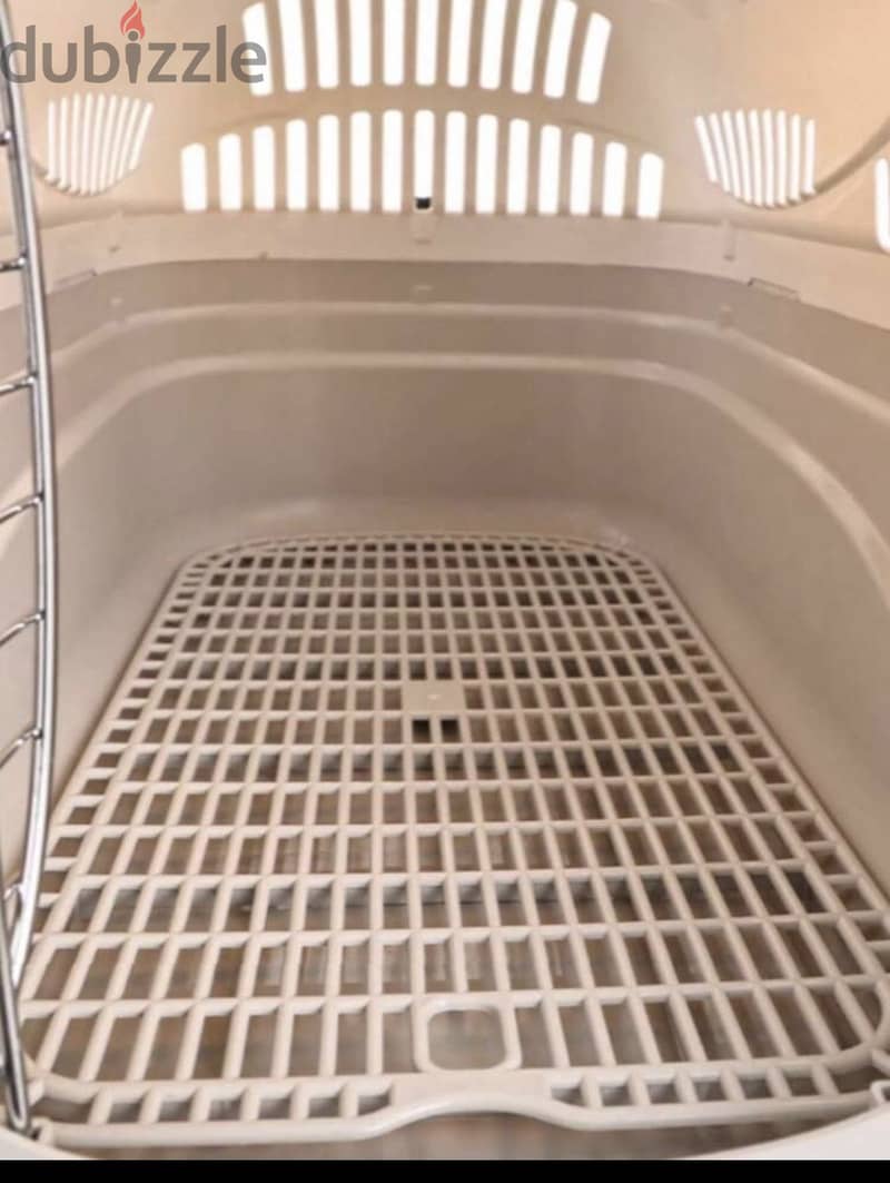 Pet carrier in good condition (purple and black color) 3