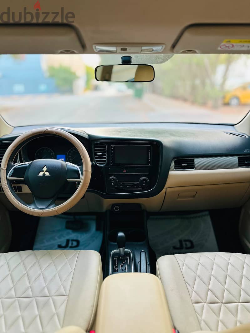 MITSUBISHI OUTLANDER 2016 MODEL WELL MAINTAINED 5 SEATER SUV 7