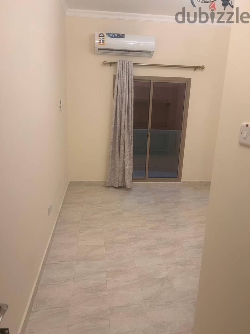 FLAT FOR RENT  OR SINGLE BEDROOM FLAT, STUDIO FLAT 10