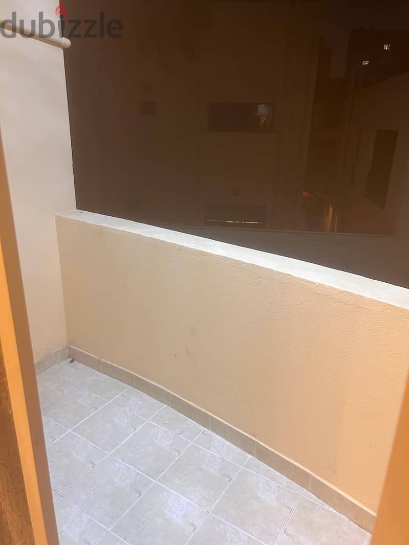 FLAT FOR RENT  OR SINGLE BEDROOM FLAT, STUDIO FLAT 11