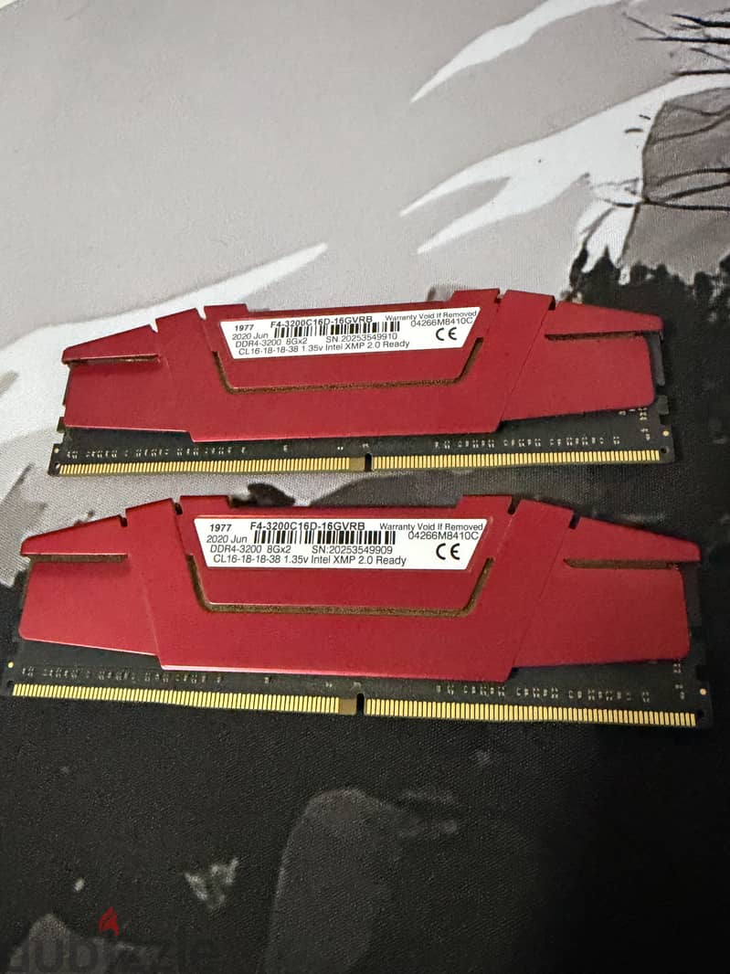 للبيع 16gb ddr4 ram 3200mhz (2x8) 1
